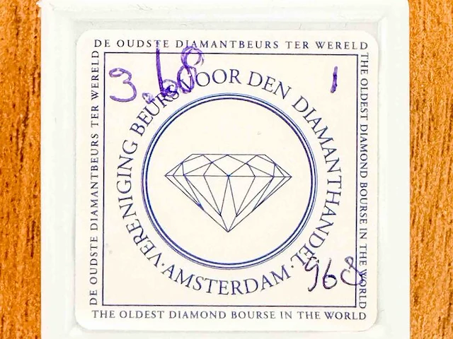 Saffier - 3.68 carat natuurlijke saffier - afbeelding 2 van  4