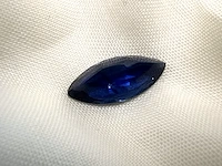 Saffier - natuurlijke saffier van hoge kwaliteit met nel certificaat 3.38 carat - afbeelding 4 van  6