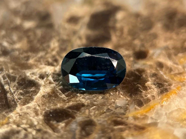 Saffier 1.84 ct - afbeelding 1 van  5