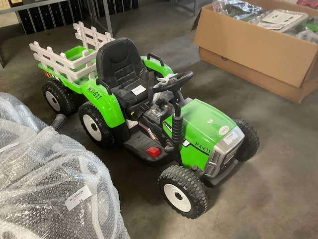 Safi line mx-611 elektrische speelgoed tractor - afbeelding 2 van  5