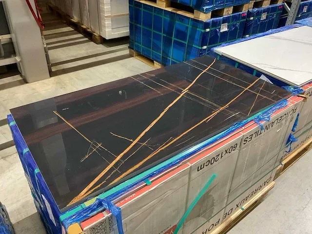 Sahara black keramische wand/vloertegels (46m2) - afbeelding 1 van  8