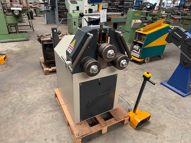 Sahinler - pk 35 - profielbuigmachine - afbeelding 1 van  5