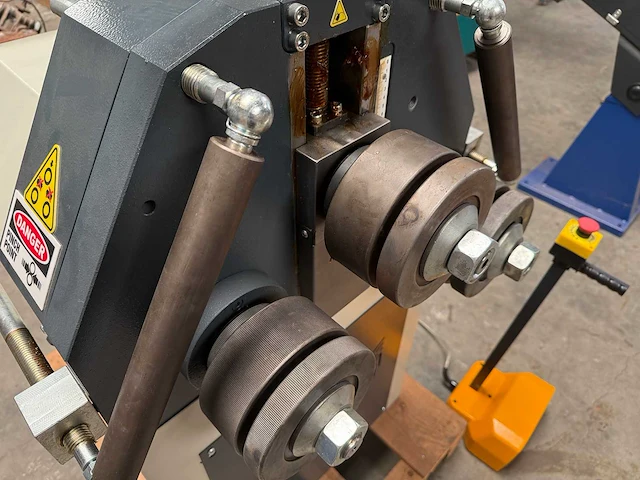 Sahinler - pk 35 - profielbuigmachine - afbeelding 2 van  5