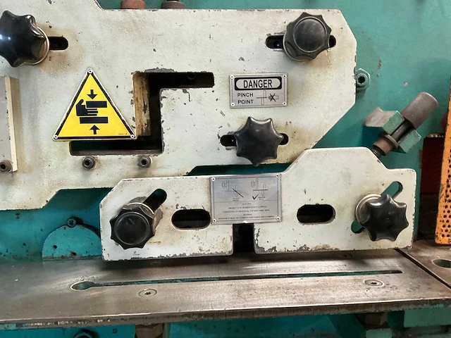 Sahinler hkm-452000 pons- en knipmachine - afbeelding 7 van  9