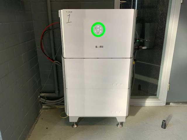 Saj hsk-4k-s2 all-in-one omvormer - afbeelding 2 van  9