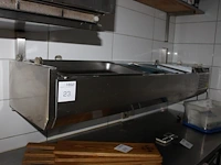 Saladiere tefcold met wandbeugel en afmeting 150 x 39 x 24 cm. - afbeelding 1 van  2