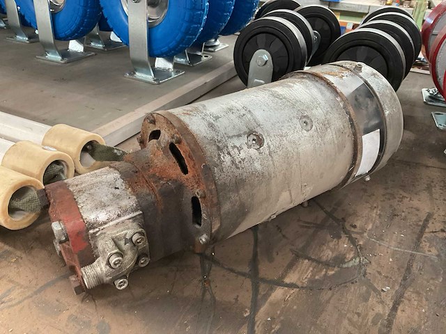 Salami pomp unit - afbeelding 2 van  3