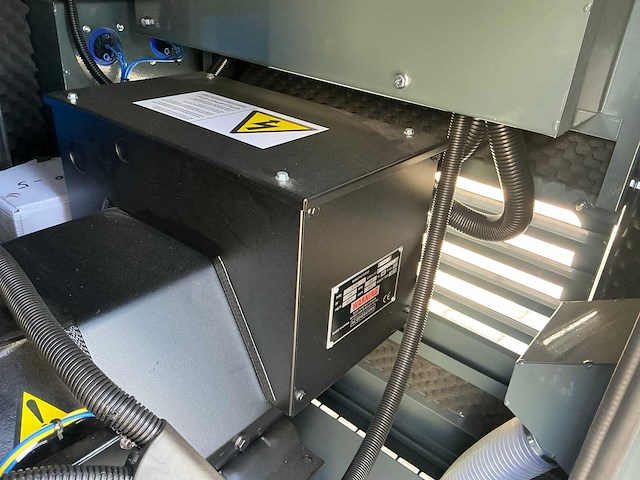 Salini vg-r30 noodstroomaggregaat - afbeelding 4 van  27