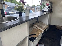 Sallas - met inrichting - food trailer - 46-wk-dv - afbeelding 2 van  18