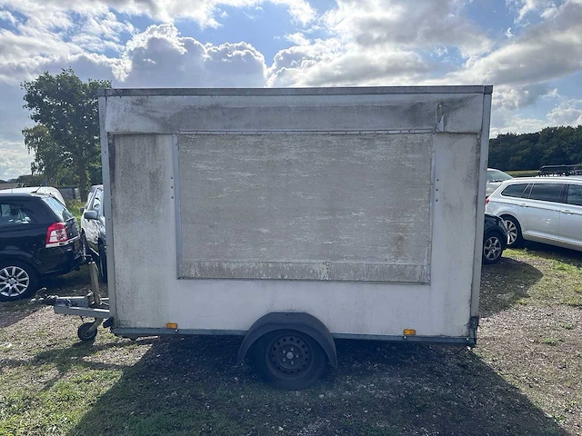 Sallas - met inrichting - food trailer - 46-wk-dv - afbeelding 11 van  18