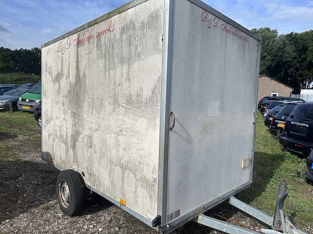 Sallas - met inrichting - food trailer - 46-wk-dv - afbeelding 15 van  18