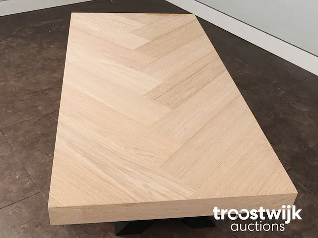 Salontafel eiken visgraat blad 140 x 70 cm - afbeelding 4 van  5