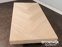 Salontafel eiken visgraat blad 140 x 70 cm - afbeelding 4 van  5
