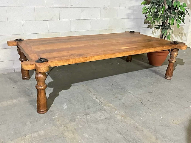 Salontafel van mahoniehout - afbeelding 1 van  4