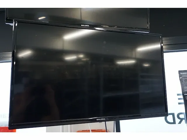 Salora - televisie - afbeelding 1 van  5