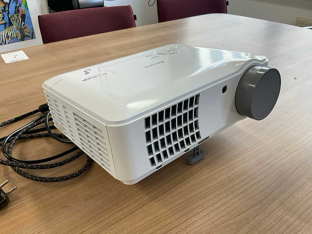 Salora 58hd2500/2 led projector - afbeelding 1 van  3