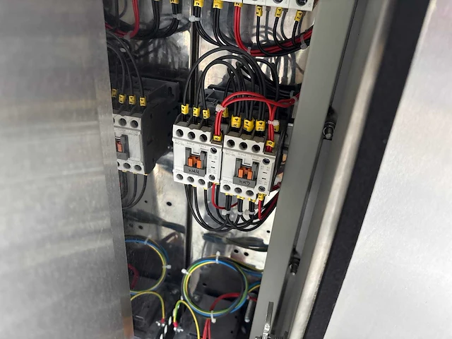 Salva - 2021 - metro - bakkerijoven - afbeelding 41 van  61