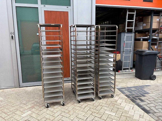 Salva - 2021 - metro - bakkerijoven - afbeelding 50 van  61