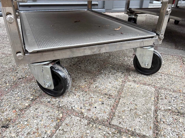 Salva - 2021 - metro - bakkerijoven - afbeelding 55 van  61