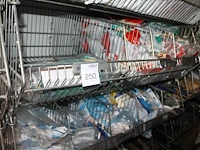 Salvage gerelateerde produkten w.o. bezems, plastic zakken, handschoenen, sealmateriaal, borstels, schuursp... - afbeelding 6 van  10