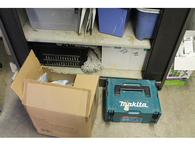Salvage producten w.o. persoonlijke beschermingsmiddelen, sealproducten, moppen, tape en luchtverfrissers e... - afbeelding 6 van  7