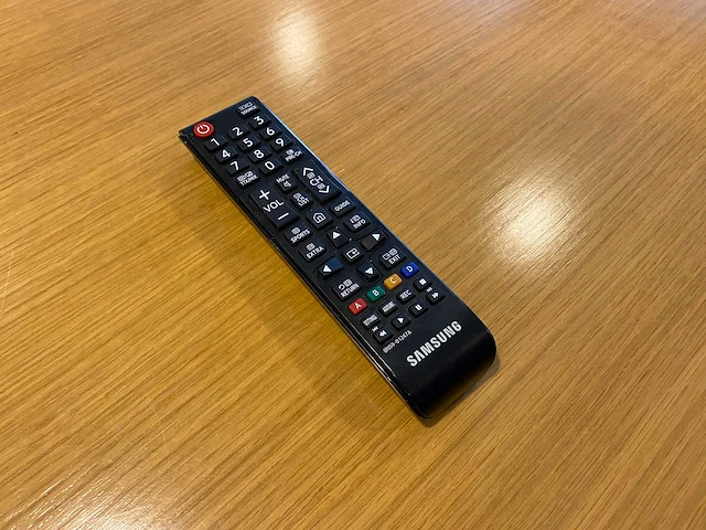 Samsung - 4k uhd 70" televisie - afbeelding 11 van  14