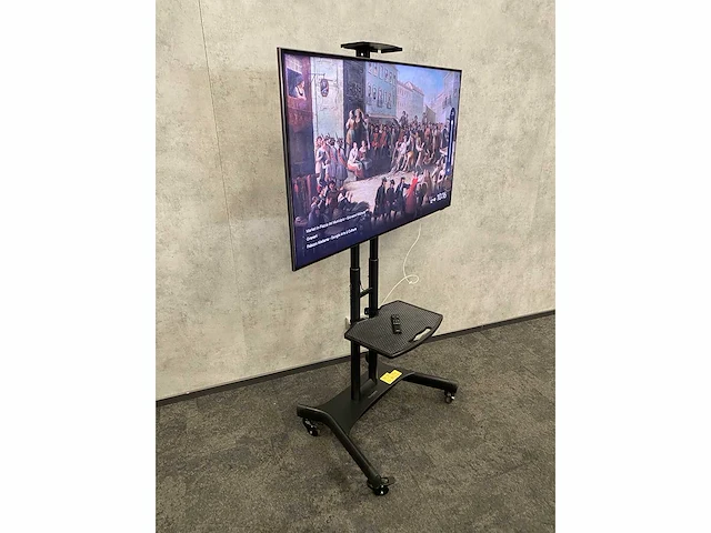 Samsung - 55" 4k neo qled monitor op verrijdbaar statief - afbeelding 14 van  20