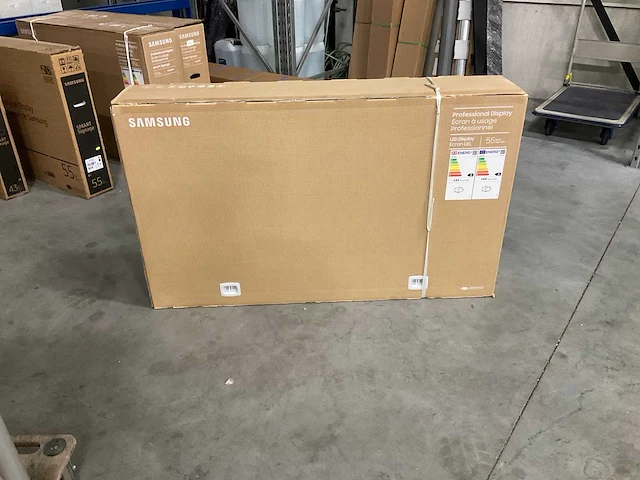 Samsung - led display 55 inch - afbeelding 1 van  4
