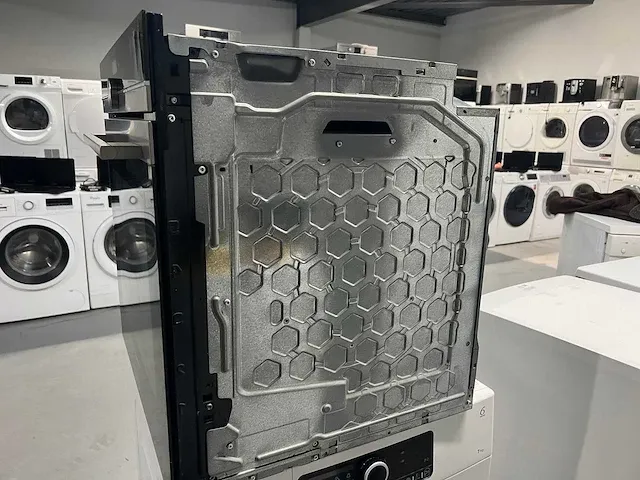 Samsung - samsung amerikaans koelkast + siemens inbouw oven + 2x kipplisch monitors - afbeelding 13 van  28