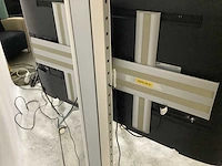 Samsung - smart televisie op verrijdbare standaard (2x) - afbeelding 4 van  8