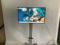 Samsung - smart televisie op verrijdbare standaard - afbeelding 1 van  6