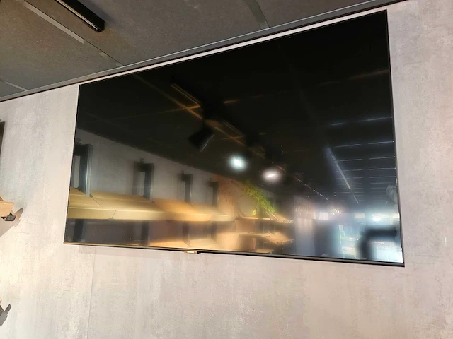 Samsung - smart tv televisie - afbeelding 1 van  3