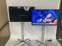 Samsung - televisie op verrijdbare standaard (2x) - afbeelding 1 van  5
