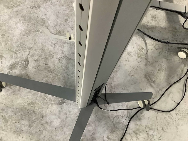 Samsung - televisie op verrijdbare standaard 2x - afbeelding 8 van  8
