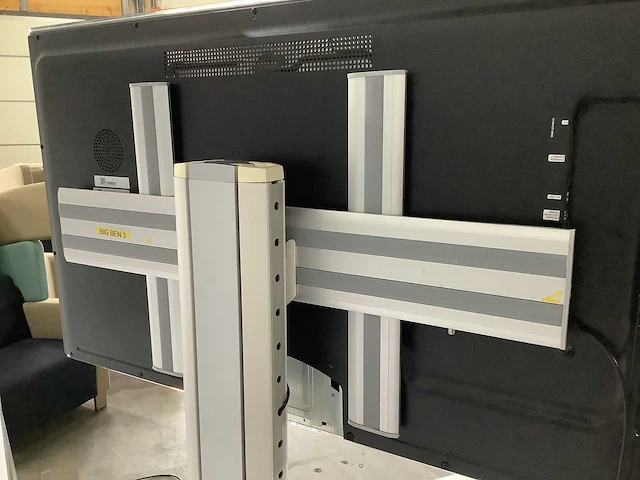 Samsung - televisie op verrijdbare standaard - afbeelding 3 van  6