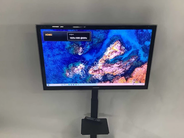 Samsung - televisie op voet - afbeelding 1 van  4