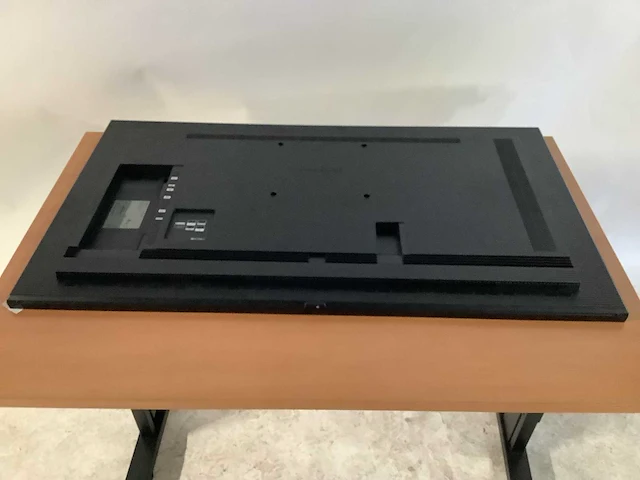 Samsung - televisie - afbeelding 2 van  4