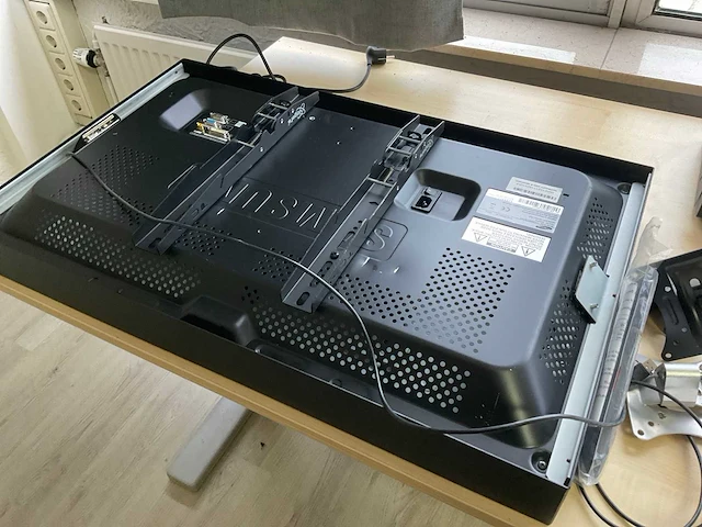 Samsung 320bx televisie - afbeelding 3 van  7