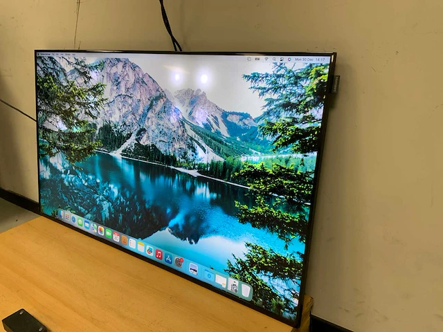 Samsung (dm55d) 55", 1920x1080 (fhd) led-monitor - afbeelding 2 van  6