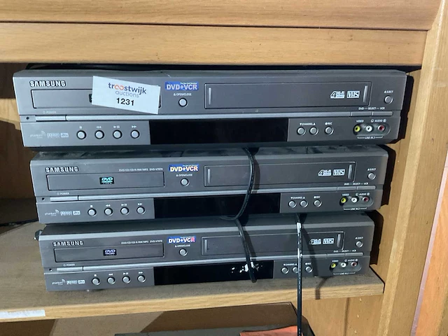 Samsung dvd-v7070 dvd speler (3x) - afbeelding 1 van  4