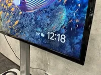 Samsung ed65e - 65" fhd monitor met verrijdbaar statief - afbeelding 17 van  17