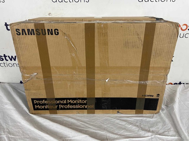 Samsung f32tu870vu - 4k va 60hz monitor - 32 inch - thunderbolt - afbeelding 2 van  2