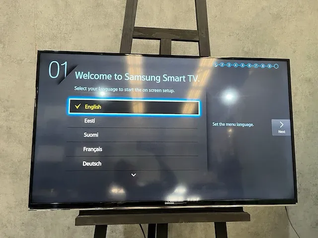 Samsung full hd smart - 40" televisie met muurbeugel - afbeelding 8 van  16