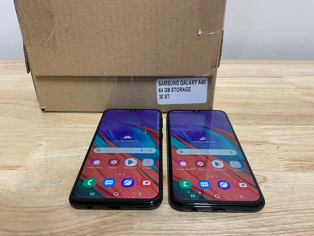 Samsung galaxy a40 smartphone (30x) - afbeelding 2 van  9