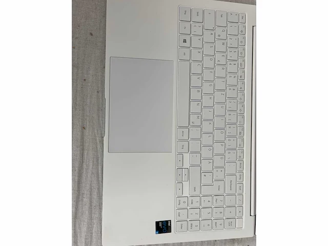 Samsung galaxy book pro +20 laptop - afbeelding 7 van  8