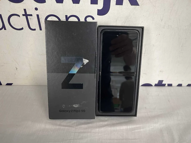 Samsung galaxy z flip3 5g sm-f711b 17 cm (6.7") zwart - afbeelding 2 van  2