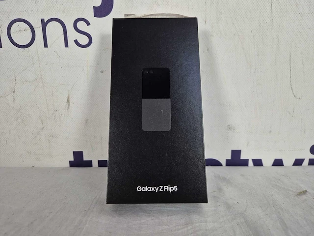 Samsung galaxy z flip5 - 512gb - graphite - afbeelding 2 van  2