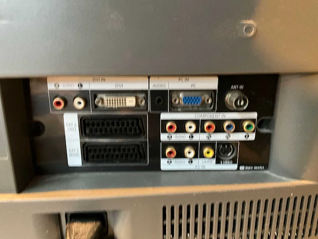 Samsung le32t51b televisie - afbeelding 3 van  4