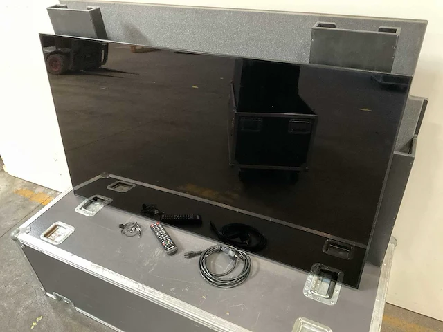 Samsung lh55uedplgc/en 55” full-hd led display - afbeelding 1 van  8