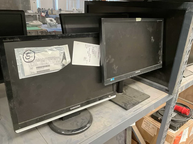 Samsung monitor (3x) - afbeelding 1 van  6